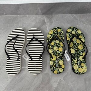 Women’s Old Navy Flip Flop Sandals Bundle Floral Striped Beach Pool Size 10